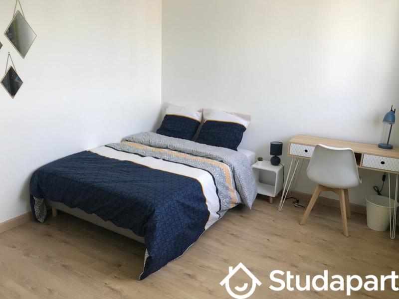 Chambre - 12 m² - 1 pièce