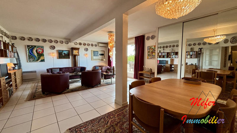 Appartement - 129 m² - 4 pièces