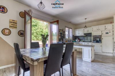 Maison - 115 m² - 6 pièces