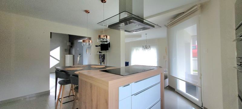 Maison - 150 m² - 7 pièces