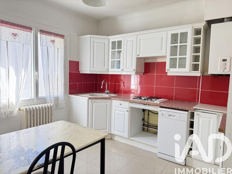 Appartement - 79 m² - 4 pièces