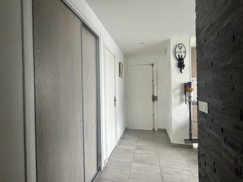 Appartement - 77 m² - 4 pièces