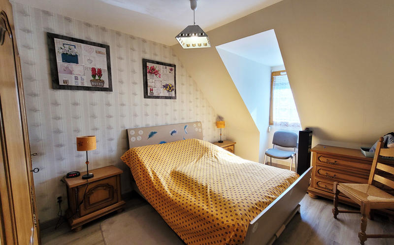 Maison - 104 m² - 6 pièces