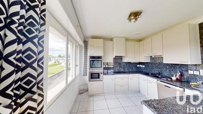 Maison - 282 m² - 10 pièces