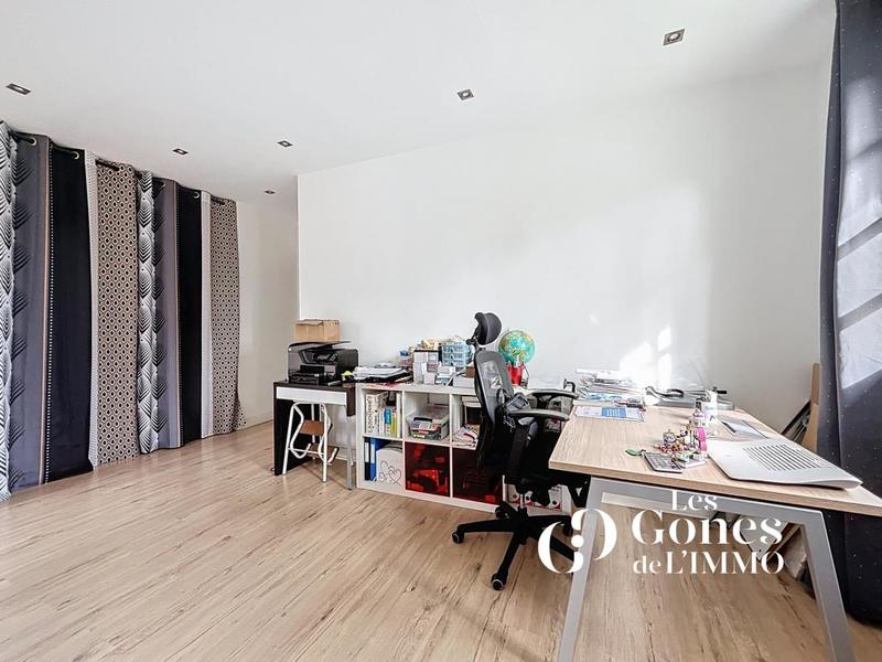 Propriété - 340 m² - 7 pièces