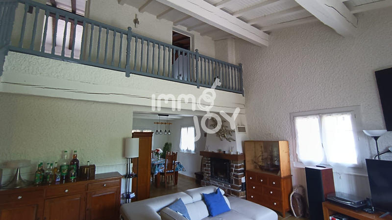 Maison - 150 m² - 6 pièces