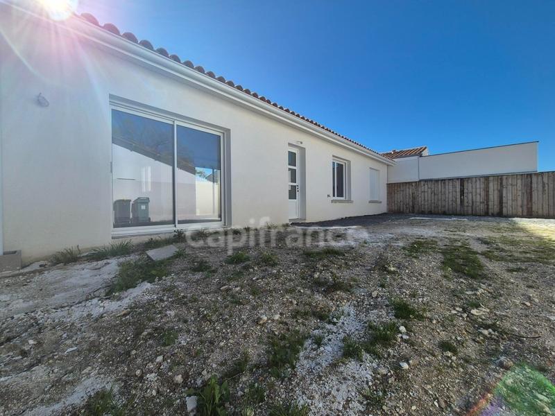 Maison - 75 m² - 4 pièces