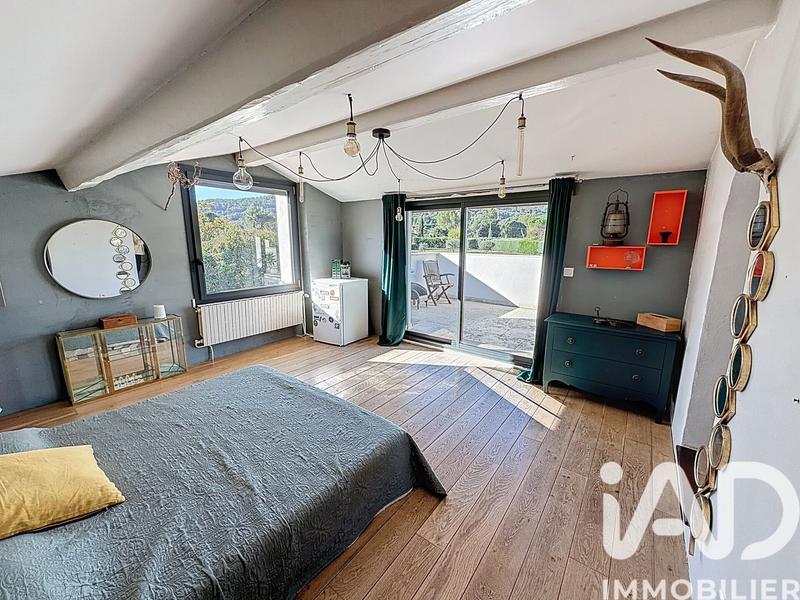 Maison - 170 m² - 7 pièces