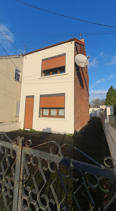 Maison - 105 m² - 5 pièces