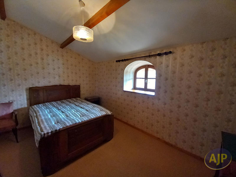 Maison - 192 m² - 6 pièces