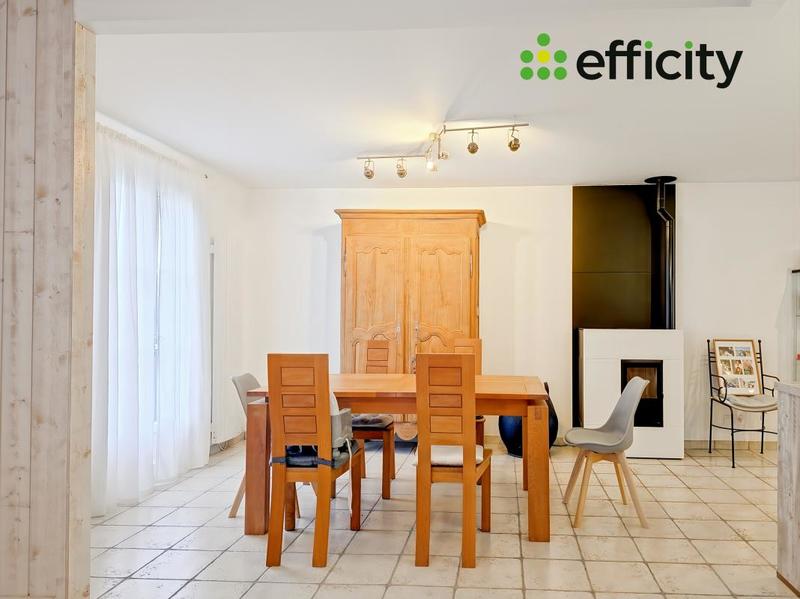 Maison - 234 m² - 6 pièces