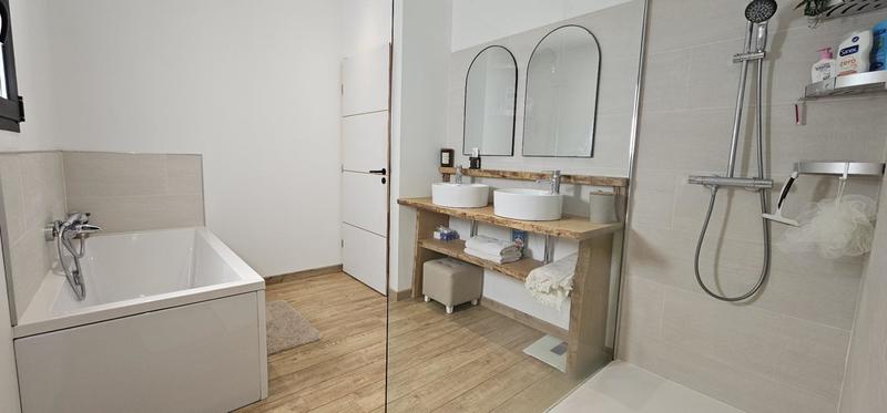 Maison - 112 m² - 4 pièces