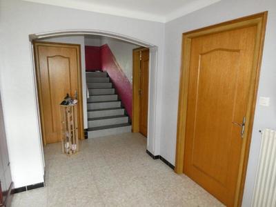 Maison - 180 m² - 8 pièces