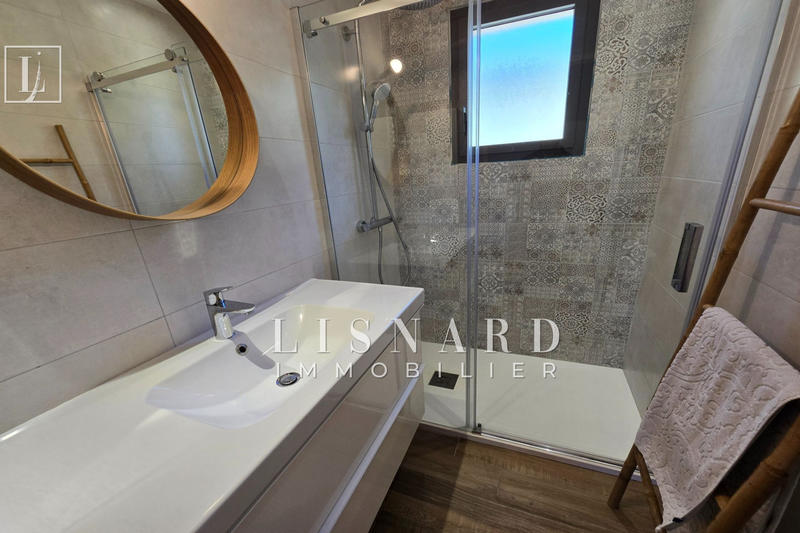 Maison - 145 m² - 4 pièces