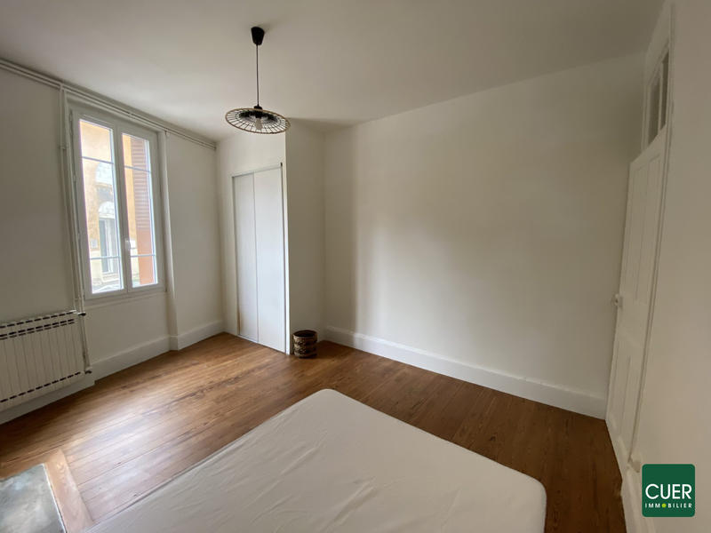 Appartement - 80 m² - 3 pièces