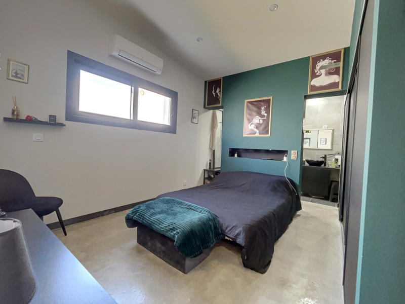 Maison - 179 m² - 6 pièces