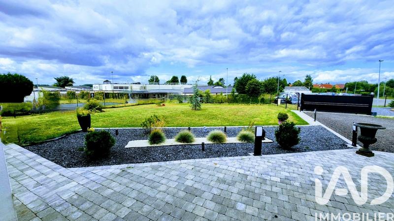 Maison de maîtres - 375 m² - 12 pièces