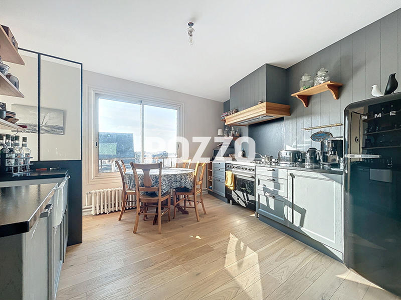 Maison - 150 m² - 7 pièces