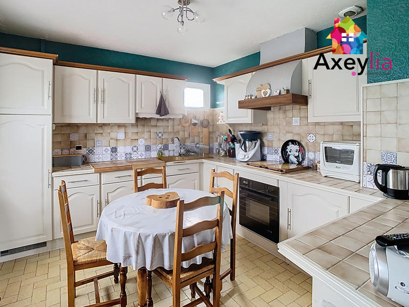 Maison - 136 m² - 6 pièces