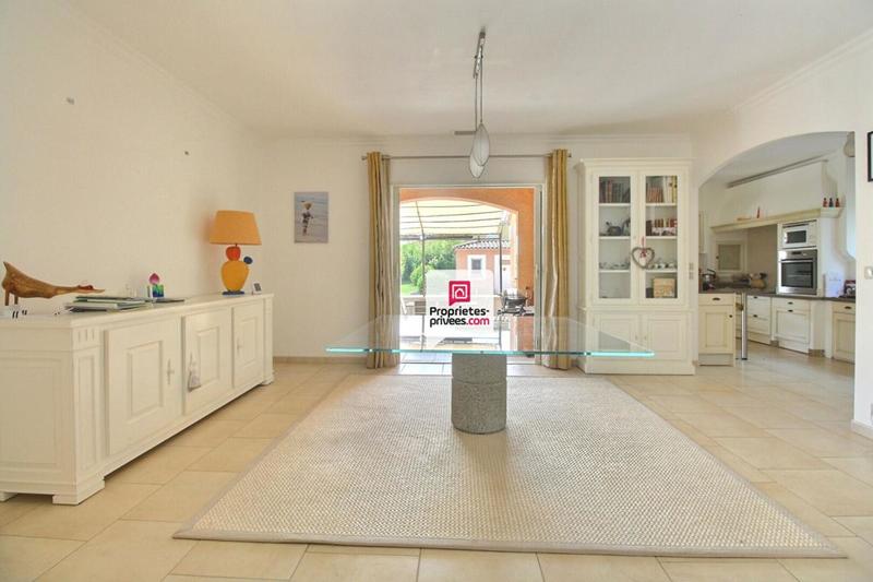 Maison - 181 m² - 6 pièces