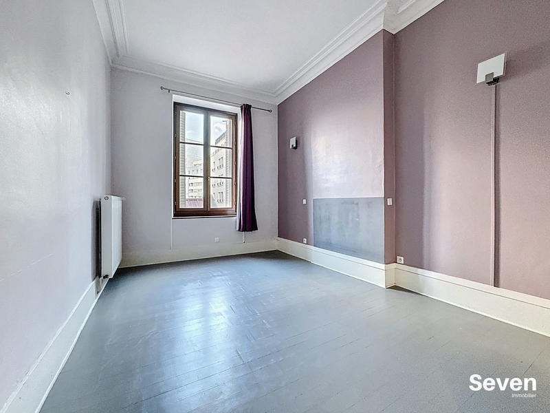 Appartement - 110 m² - 3 pièces