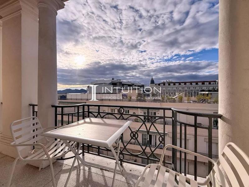 Appartement - 70 m² - 3 pièces