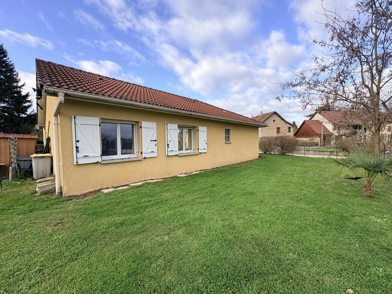 Maison - 95 m² - 5 pièces