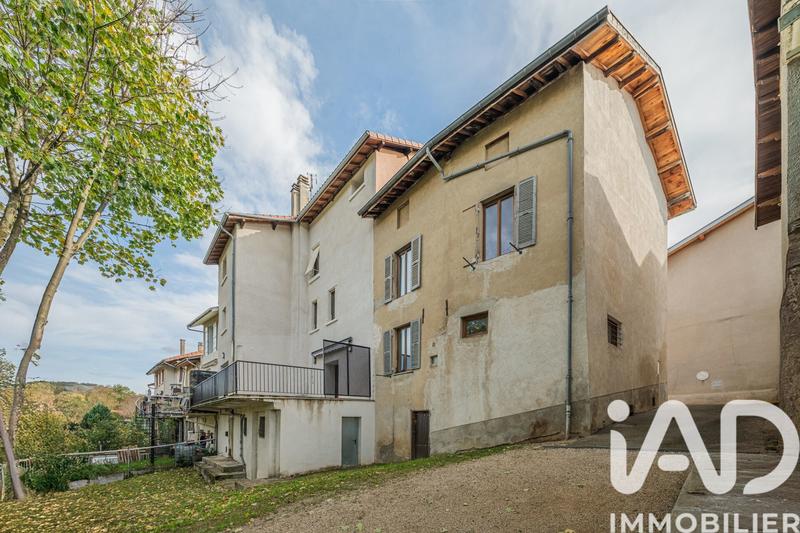 Maison de village - 97 m² - 5 pièces