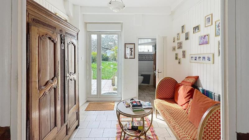 Maison de maîtres - 208 m² - 8 pièces