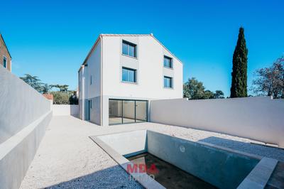 Maison - 130 m² - 5 pièces