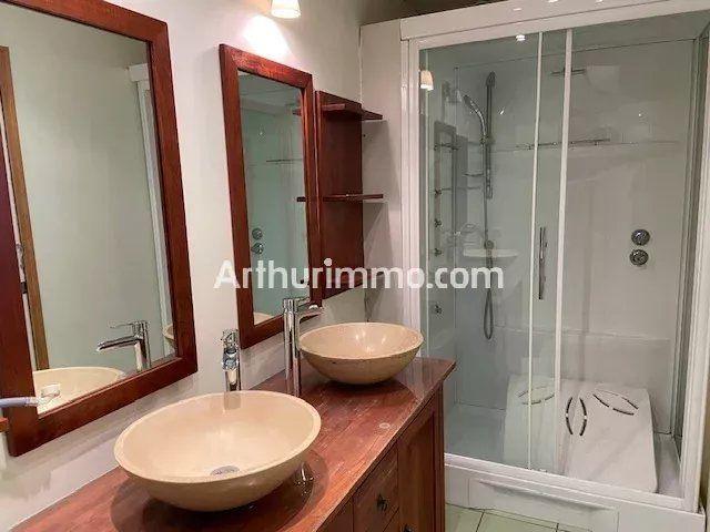 Appartement - 85 m² - 4 pièces