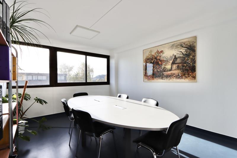 Bureau - 106 m²