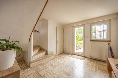 Maison - 202 m² - 7 pièces