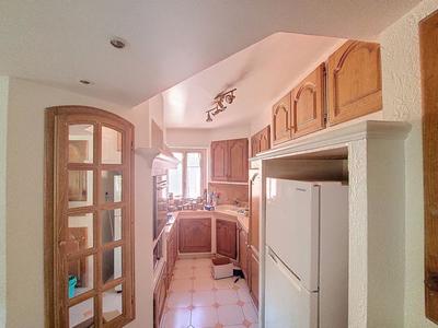 Appartement - 90 m² - 4 pièces