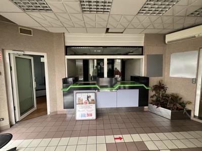 Local commercial - 83 m²