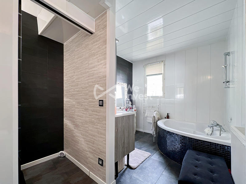 Maison - 190 m² - 6 pièces