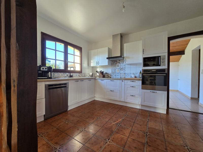 Maison - 135 m² - 6 pièces