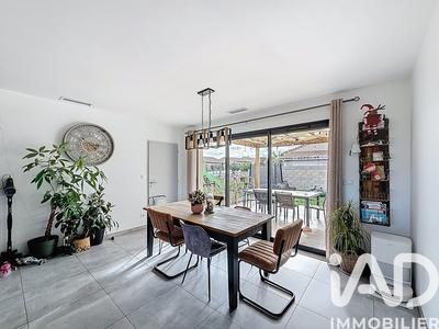 Maison - 102 m² - 4 pièces