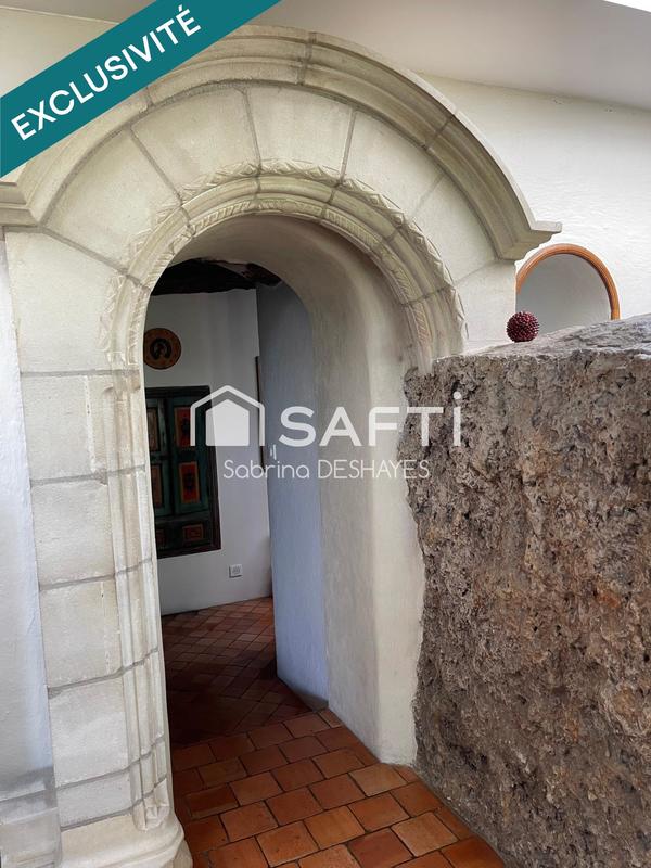 Maison - 180 m² - 8 pièces