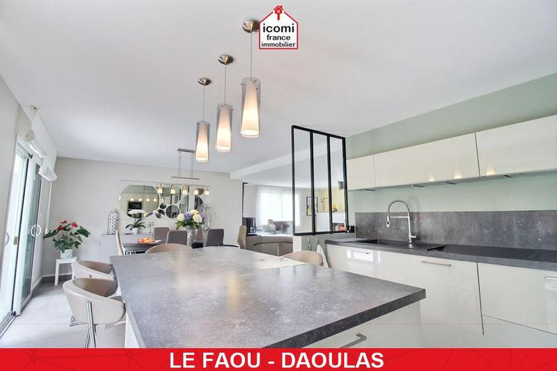 Maison - 150 m² - 8 pièces