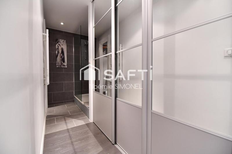 Appartement - 101 m² - 6 pièces