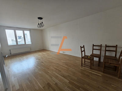 Appartement - 77 m² - 3 pièces