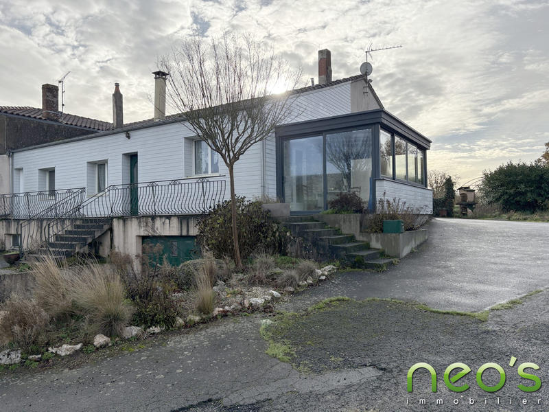 Maison - 121 m² - 5 pièces