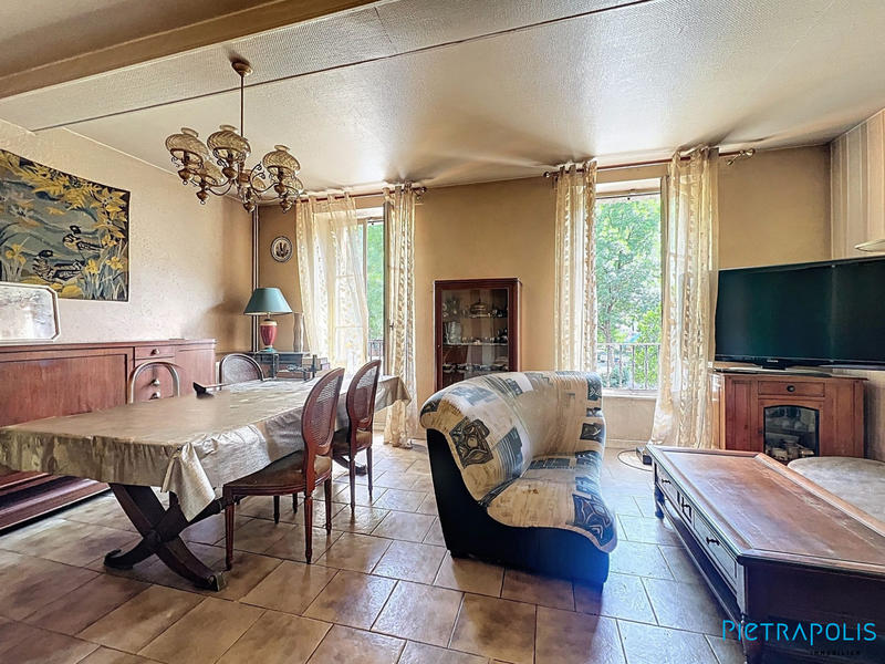 Maison - 130 m² - 5 pièces