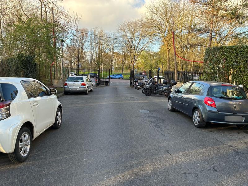 Parking / Garage - 28 m²