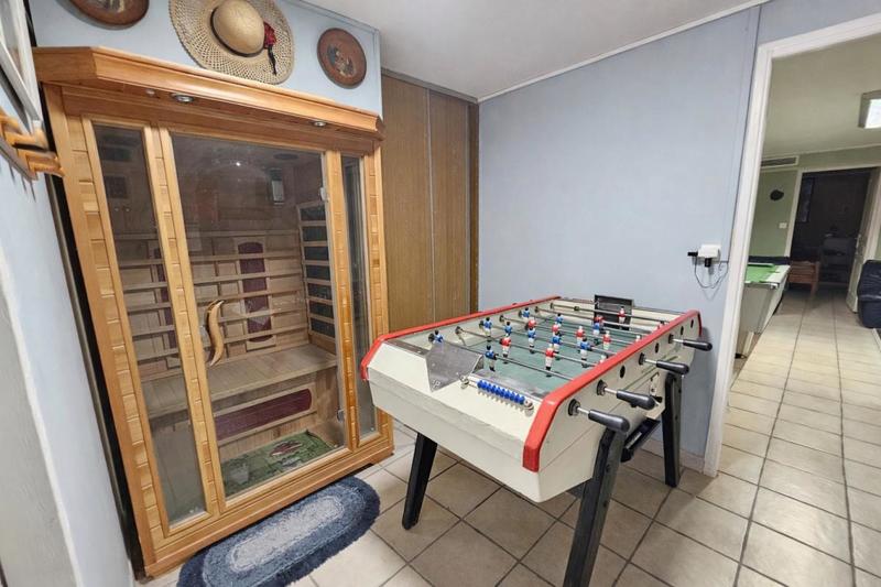 Villa - 200 m² - 7 pièces
