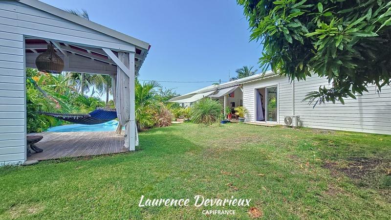 Maison de bois - 150 m² - 4 pièces