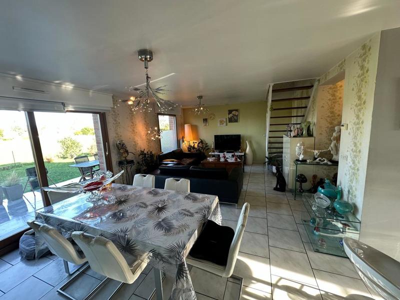 Maison - 83 m² - 4 pièces