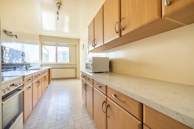 Appartement - 160 m² - 6 pièces