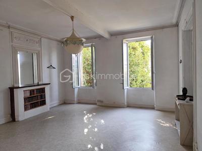 Demeure - 470 m² - 18 pièces